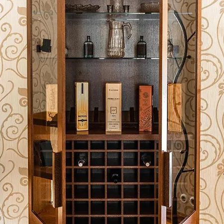 Airhome - Tree Spirit 탈린